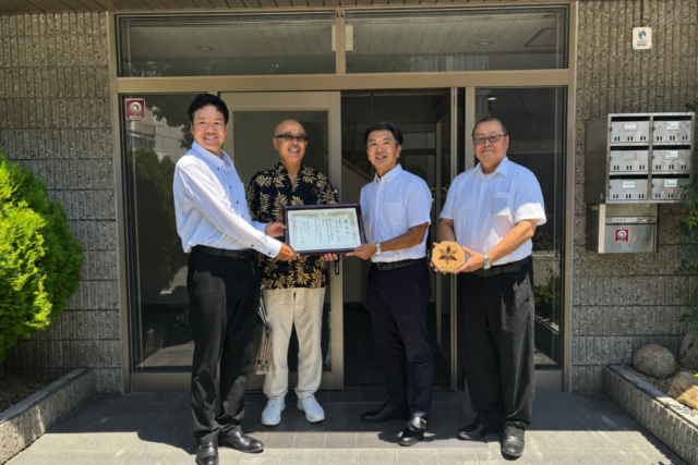 猪名川町「六瀬ほしのさと小学校」応援プロジェクトに寄付を行いました。